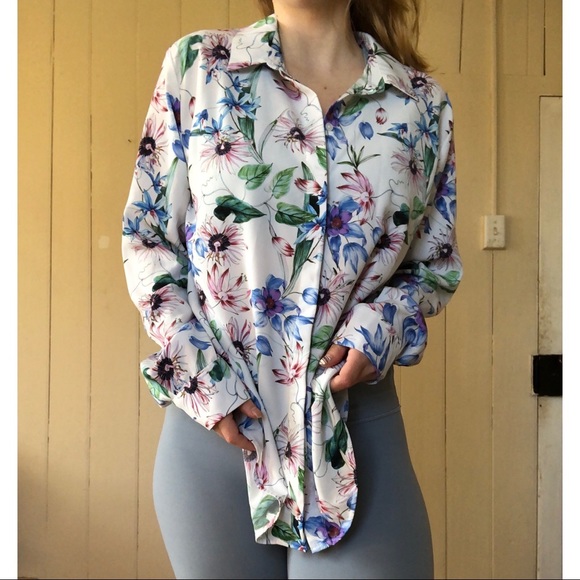 H&M blouse - Picture 2 of 8